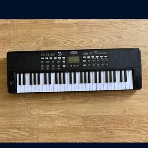 First Act MI073,  54 keys, Digital Keyboard